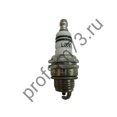 909-0047 Свеча 2-х тактная L8 RT "Champion"